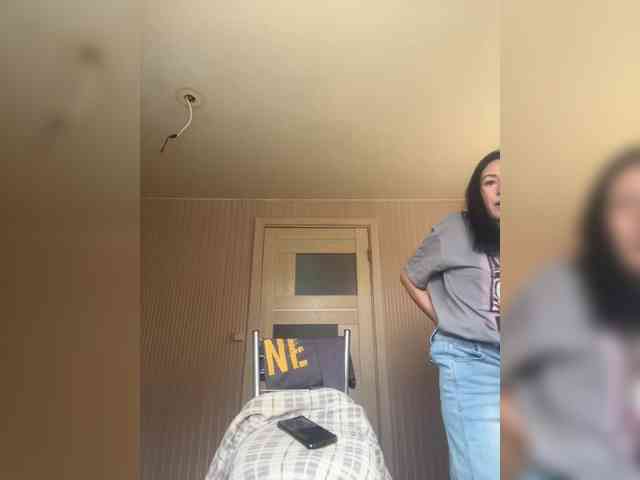 Karolina_Milf webcam