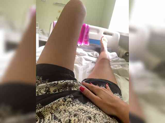 Karolina_Milf webcam