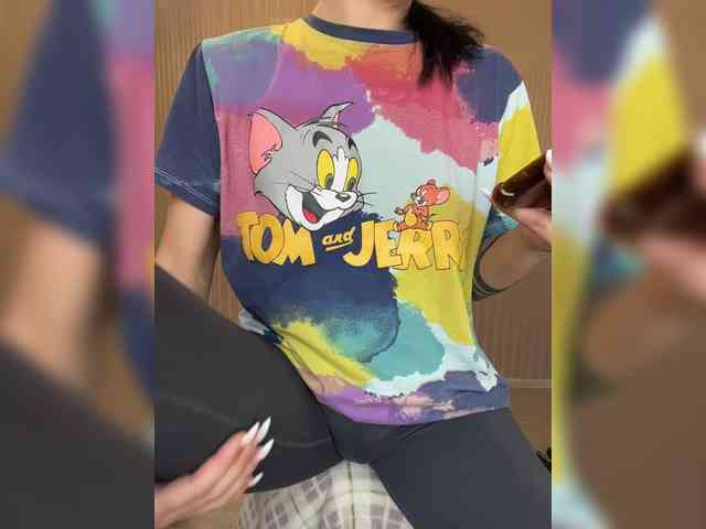 Karolina_Milf webcam