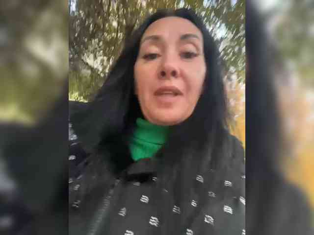 Karolina_Milf webcam