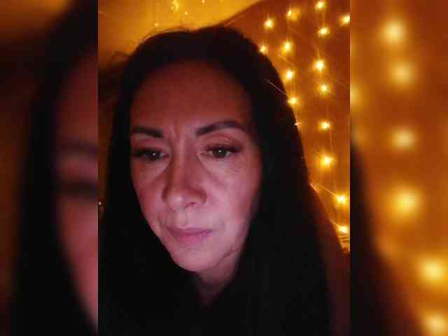 Karolina_Milf webcam