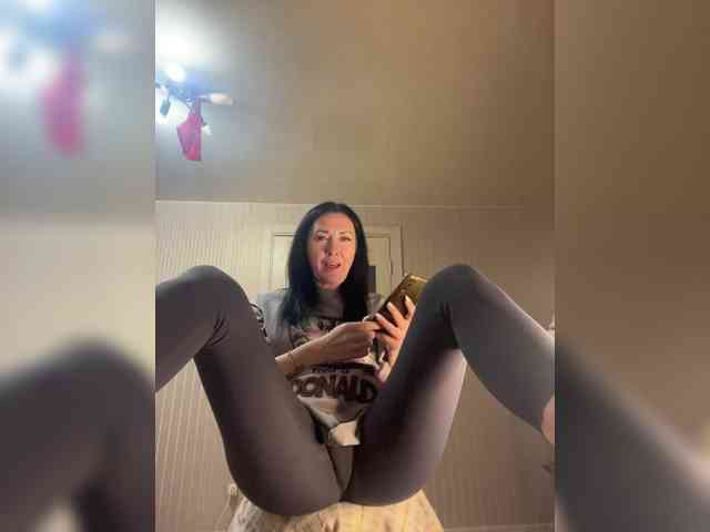 KarolinaMilf KarolinaMilf