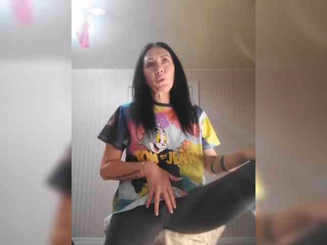 Karolina_Milf webcam