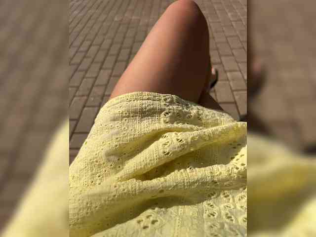 private live sex show KarolinaMilf