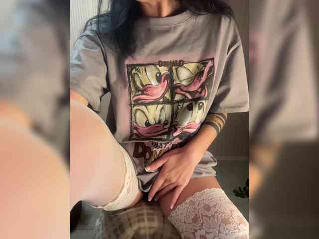 Karolina_Milf webcam