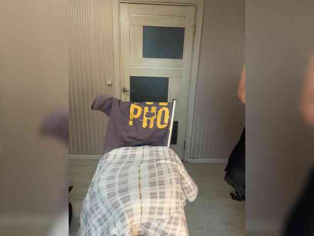 Karolina_Milf webcam