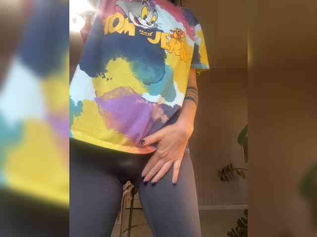 Karolina_Milf webcam