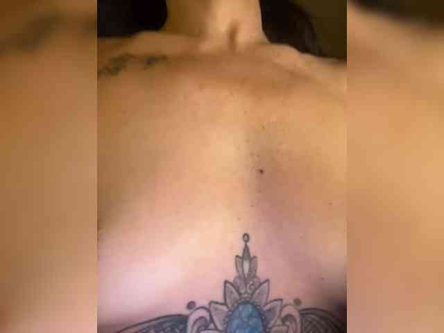 Karolina_Milf webcam