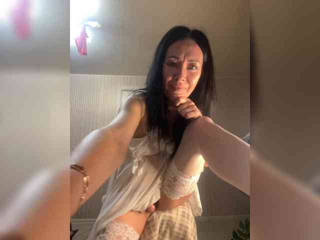 KarolinaMilf KarolinaMilf