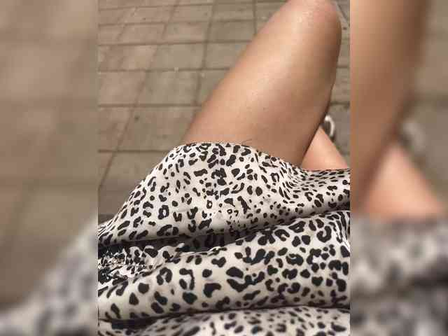Karolina_Milf webcam