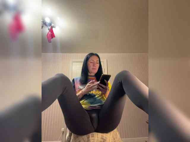 Karolina_Milf webcam