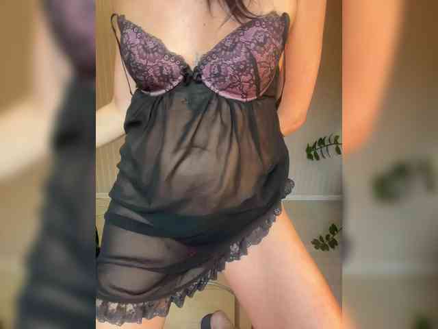 Karolina_Milf webcam