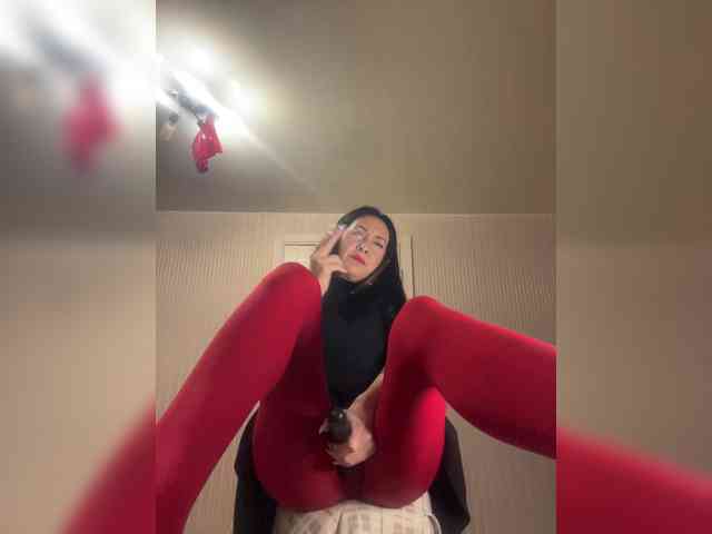 Karolina_Milf webcam