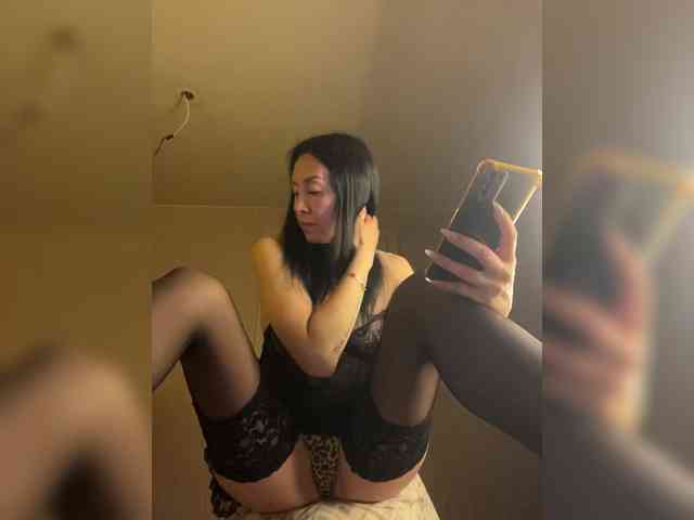 Karolina_Milf webcam