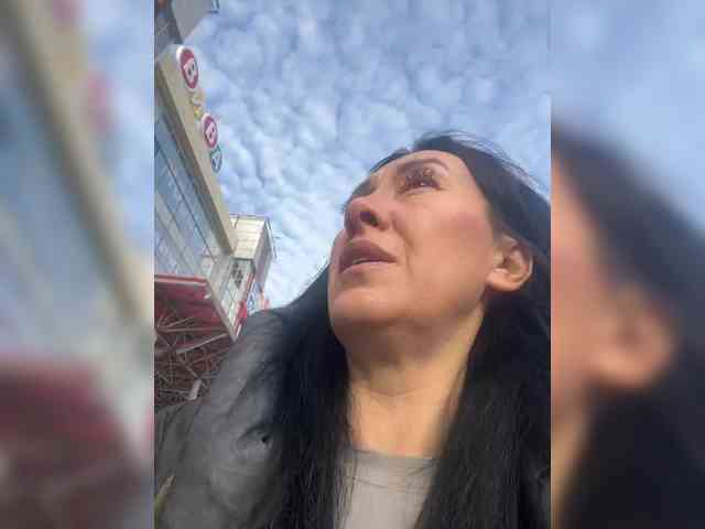 Karolina_Milf webcam