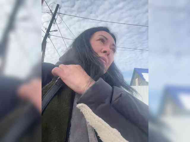 Karolina_Milf webcam