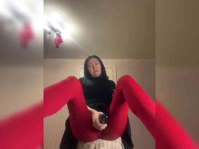 Karolina_Milf webcam