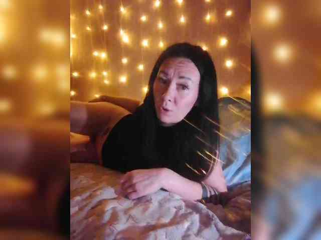 Karolina_Milf webcam