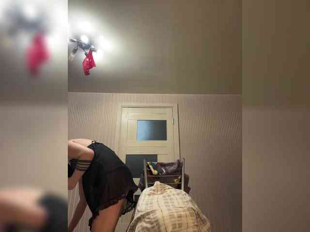 Karolina_Milf webcam