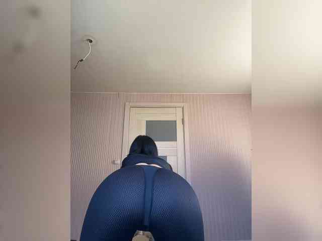 Karolina_Milf webcam