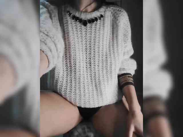 Karolina_Milf webcam