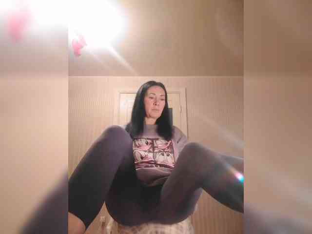 Karolina_Milf webcam