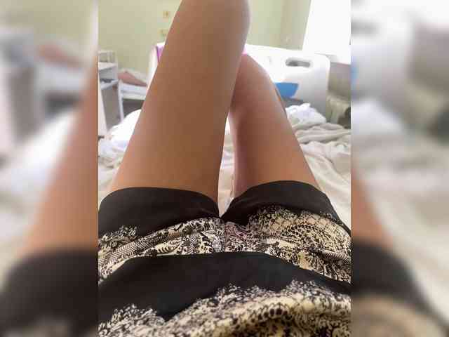 Karolina_Milf webcam