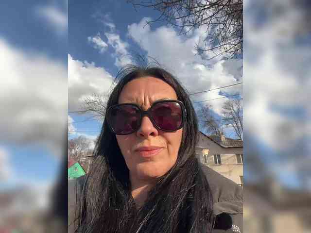 Karolina_Milf webcam