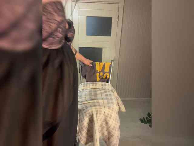 Karolina_Milf webcam