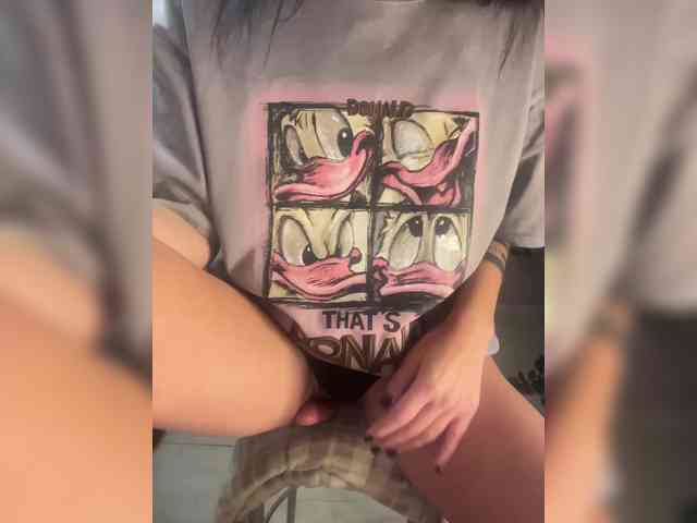 Karolina_Milf webcam