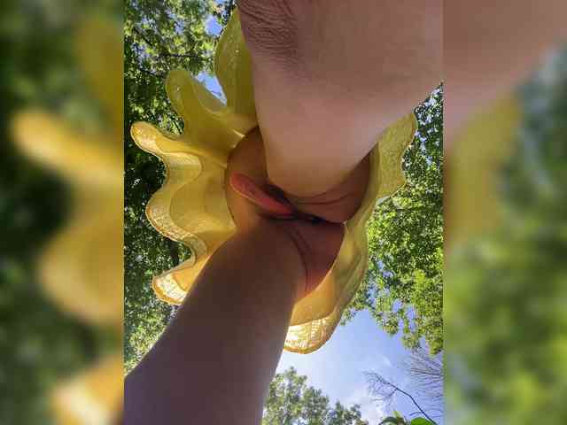 Karolina_Milf webcam