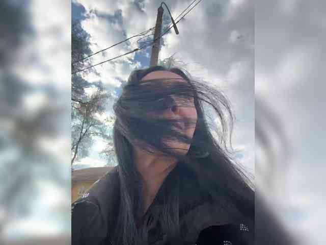 Karolina_Milf webcam