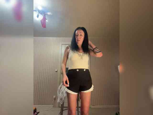 Karolina_Milf webcam