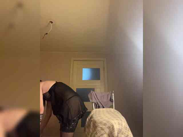 Karolina_Milf webcam