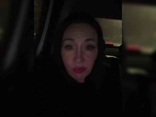 Karolina_Milf webcam