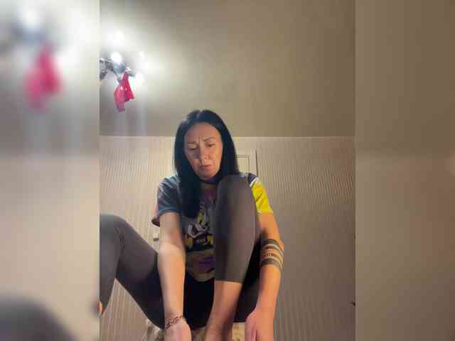 Karolina_Milf webcam