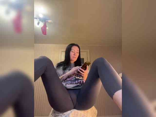 Karolina_Milf webcam