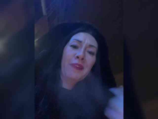 Karolina_Milf webcam