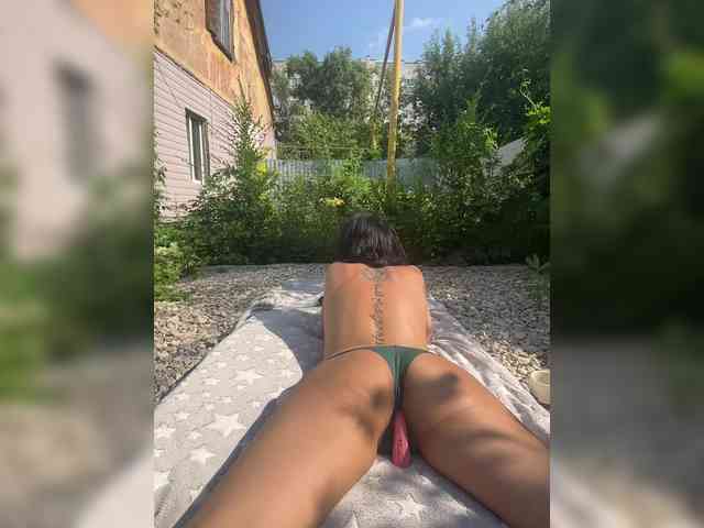 striptease chat room KarolinaMilf