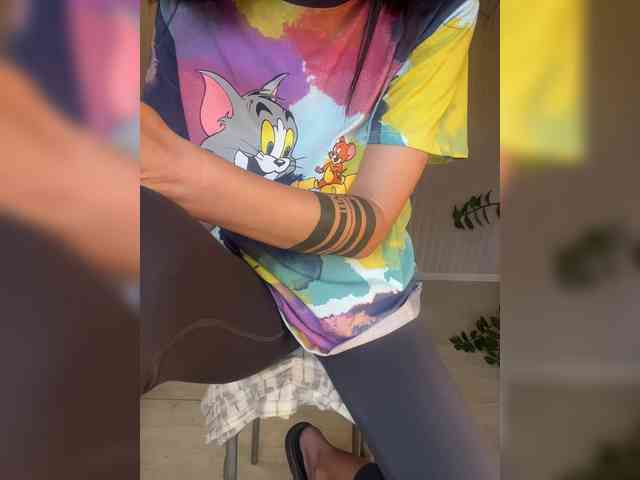 Karolina_Milf webcam