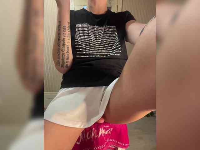 Karolina_Milf webcam