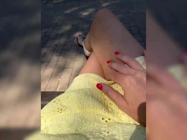 Karolina_Milf webcam