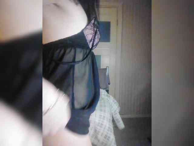 Karolina_Milf webcam