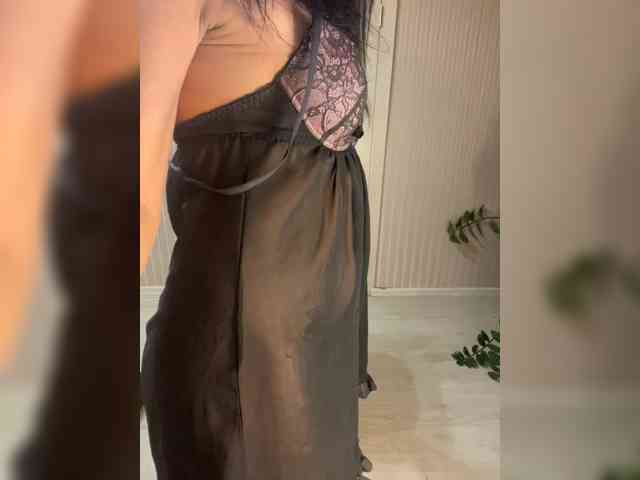 Karolina_Milf webcam
