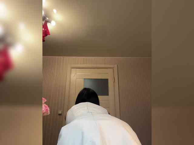 Karolina_Milf webcam