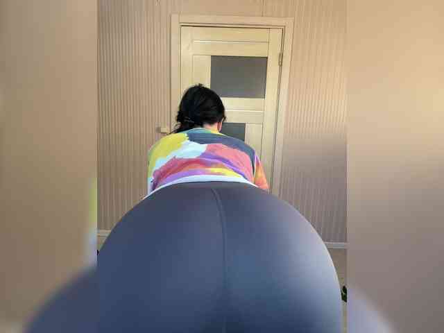 Karolina_Milf webcam