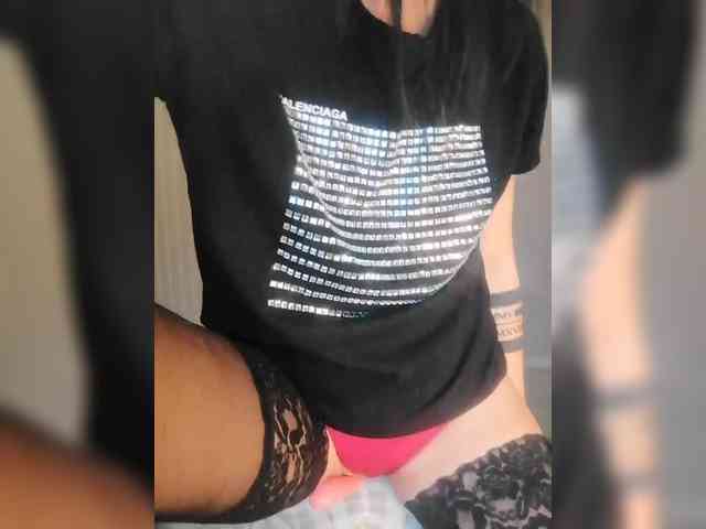 Karolina_Milf webcam