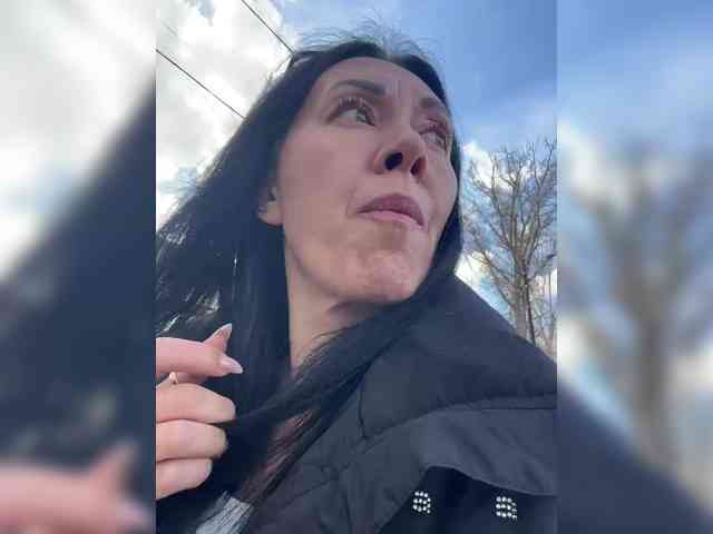 Karolina_Milf webcam