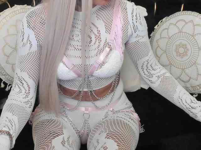 hotred69xxx webcam