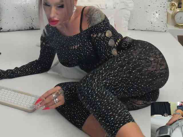 hotred69xxx webcam